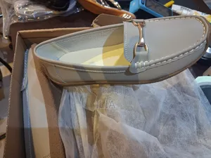 Women's Shoes