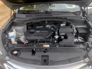 Hyundai Santa Fe 2018 Gray
