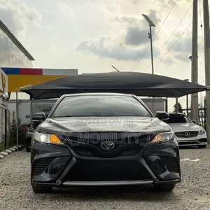 Toyota Camry SE (2.5L 4cyl 8A) 2019 Black