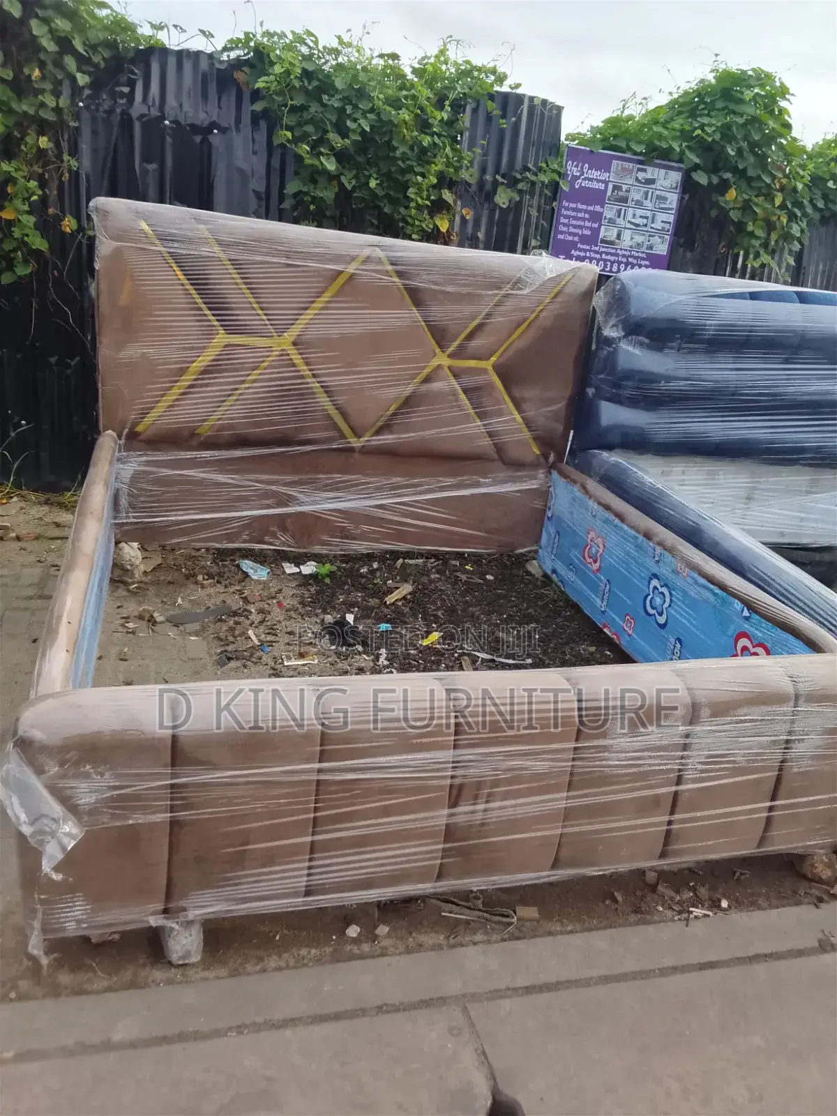 6by6 Bedframe
