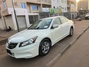 Honda Accord 2011 White