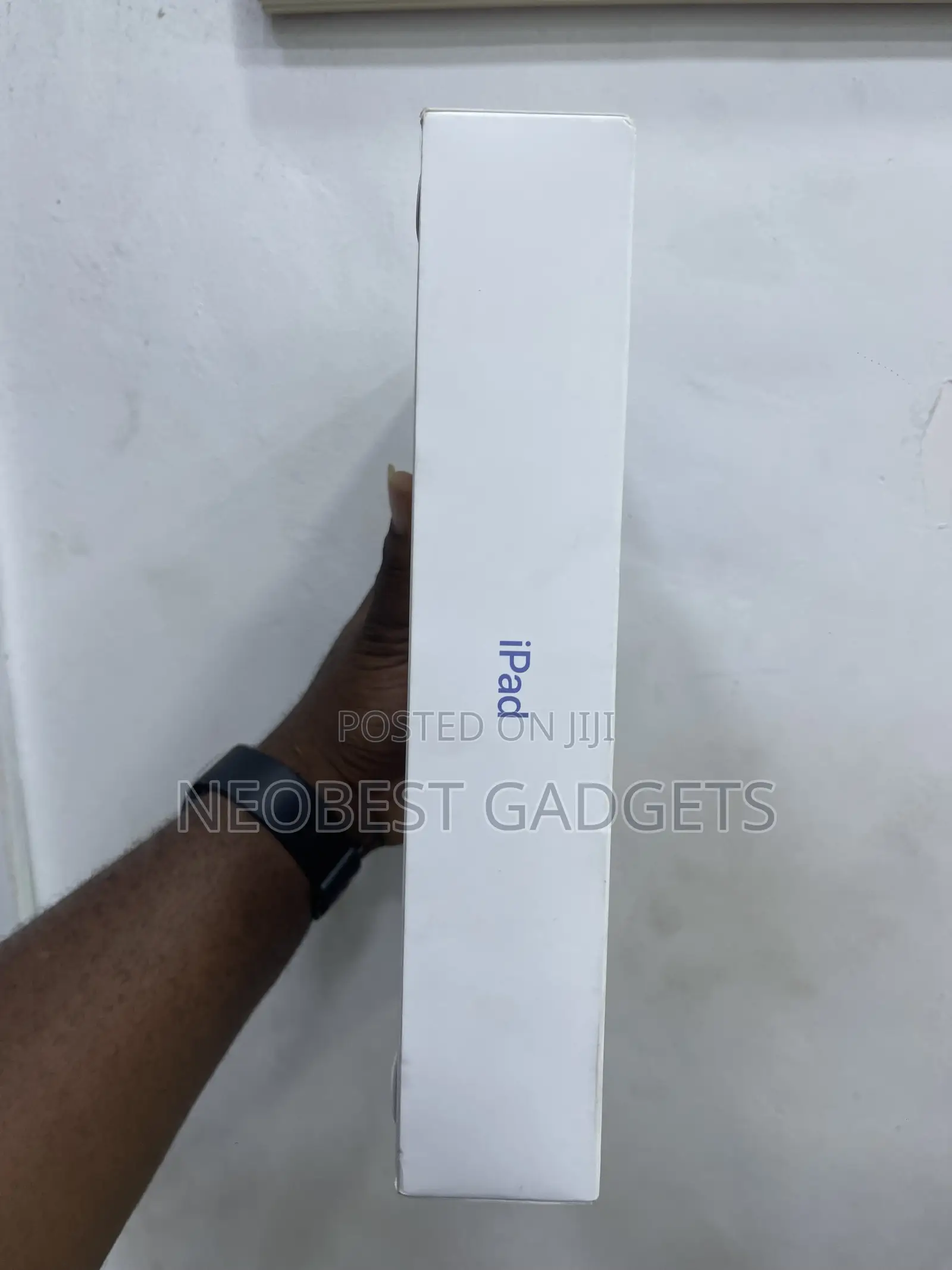 New Apple iPad (2025) 256 GB