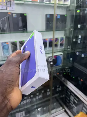New Apple iPhone 16 128 GB Blue