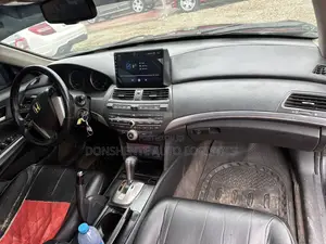 Honda Accord 2010 Black