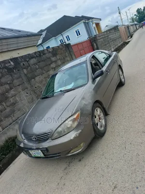 Toyota Camry 2006 Gray