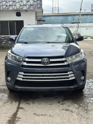 Toyota Highlander 2019 Blue