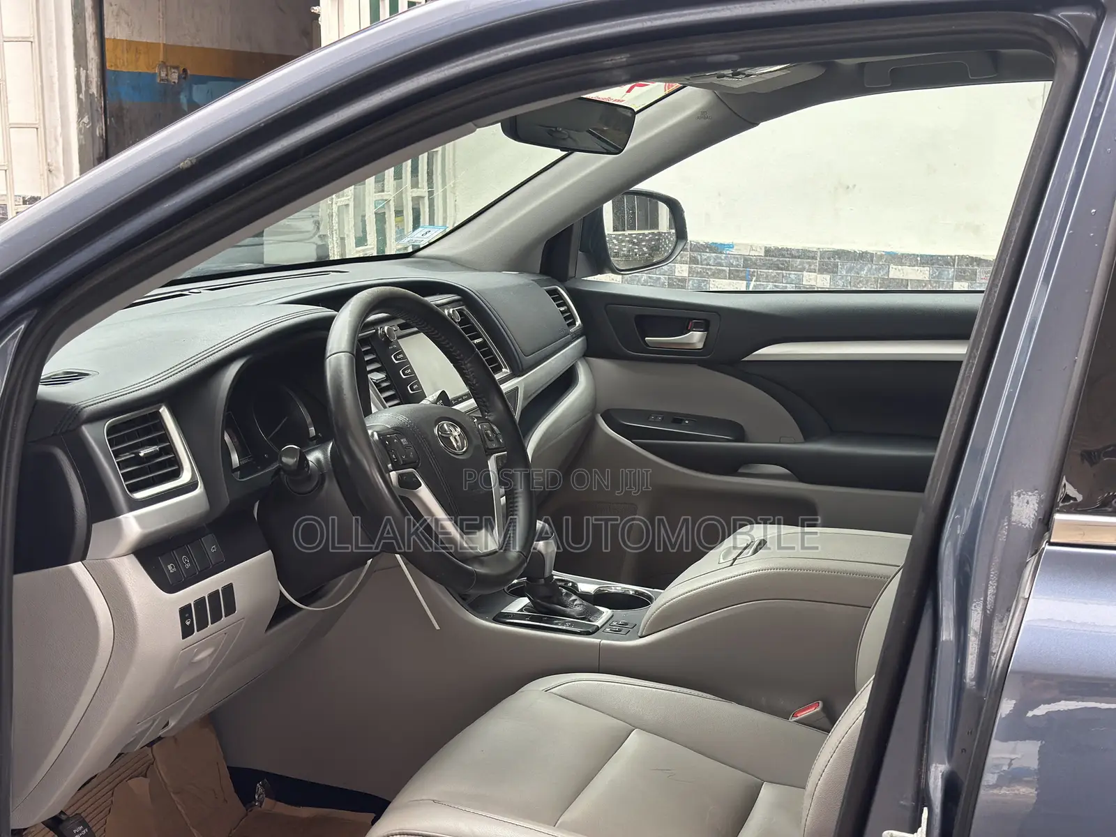 Toyota Highlander 2019 Blue
