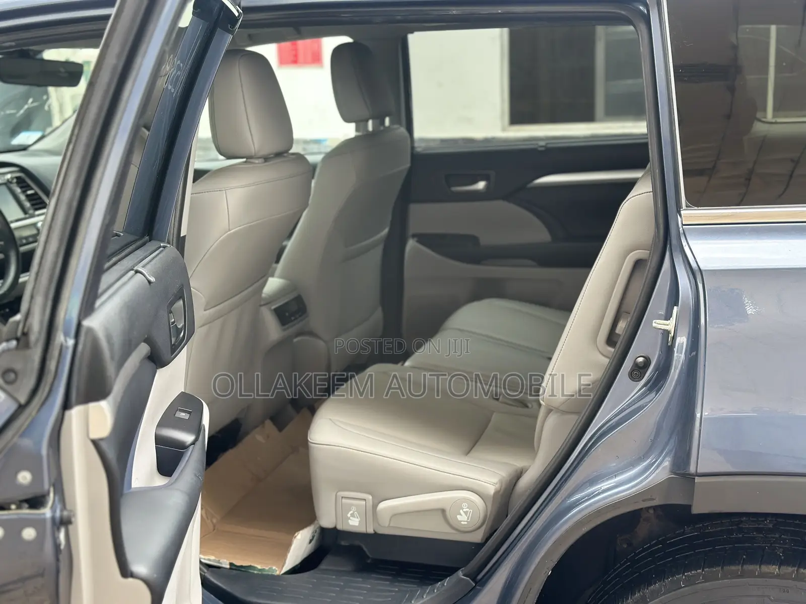 Toyota Highlander 2019 Blue
