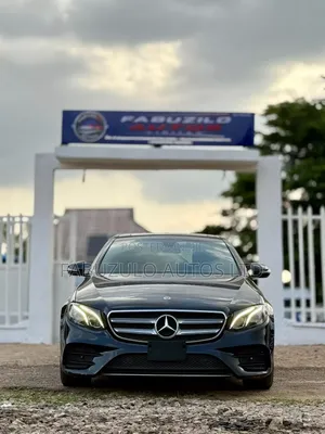 Mercedes-Benz E300 2018 Black