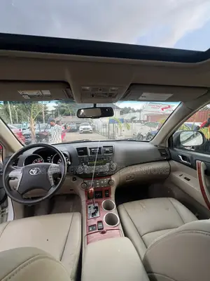 Toyota Highlander 2009 White