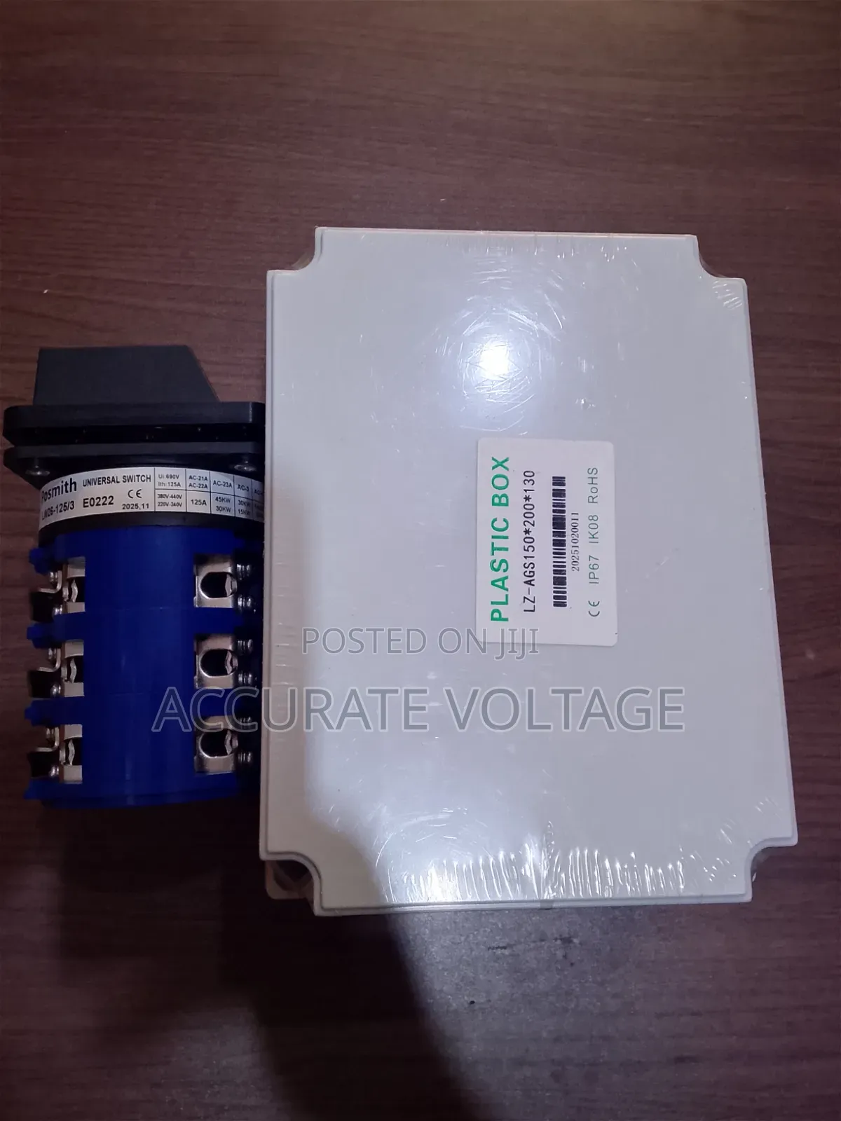 125a 3p 102 Switch in Box