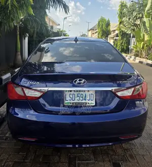 Hyundai Sonata 2013 Blue