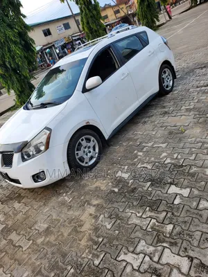 Pontiac Vibe 2008 White