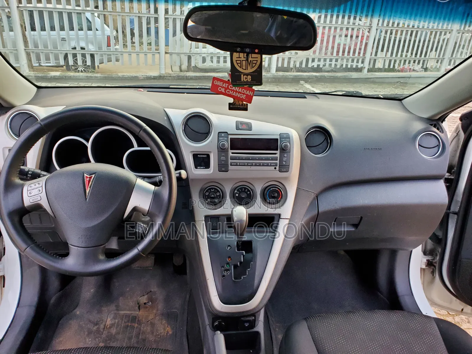 Pontiac Vibe 2008 White