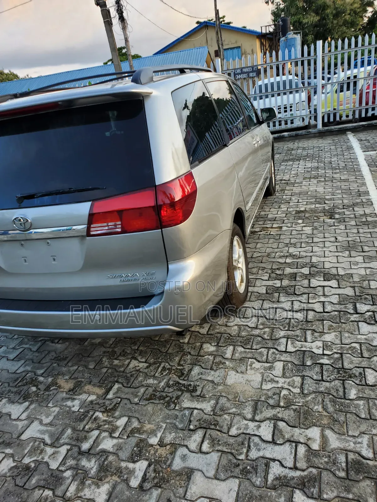 Toyota Sienna 2005 Silver