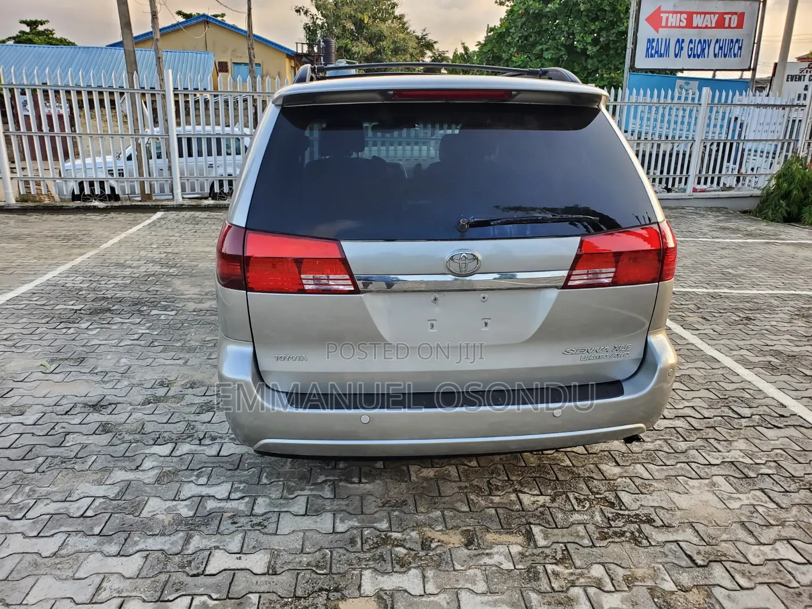 Toyota Sienna 2005 Silver
