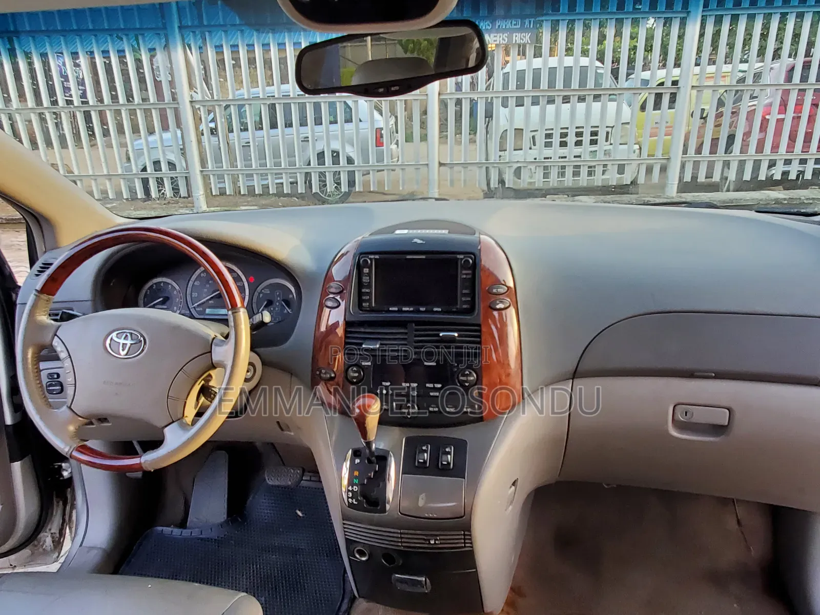 Toyota Sienna 2005 Silver