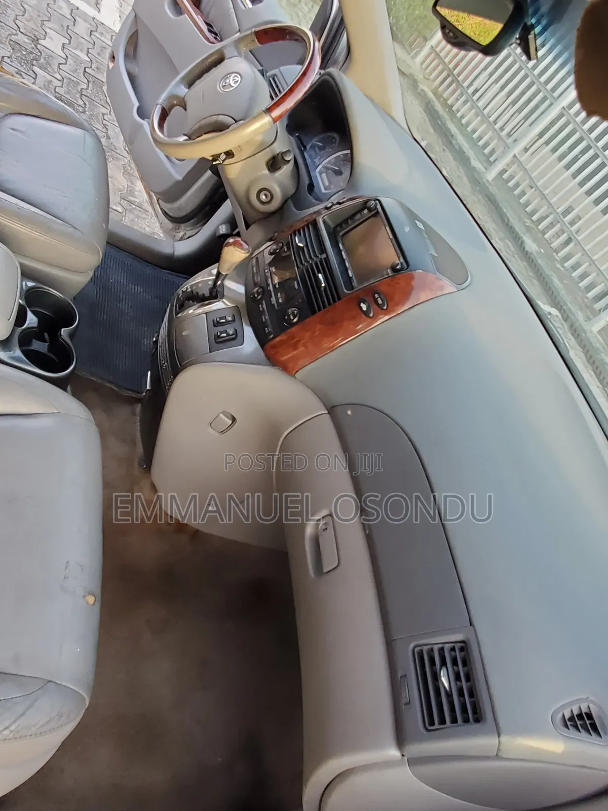Toyota Sienna 2005 Silver