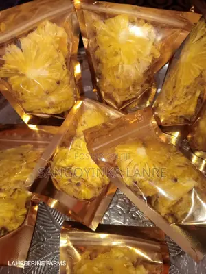 Healthy Snack (Dried Pineapple)