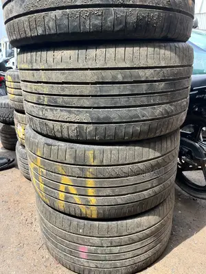 325/35/22 Back Tyres Gle Mercedes Benz