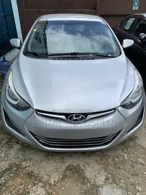 Hyundai Elantra SE 4dr Sedan (1.8L 4cyl 6A) 2014 Silver