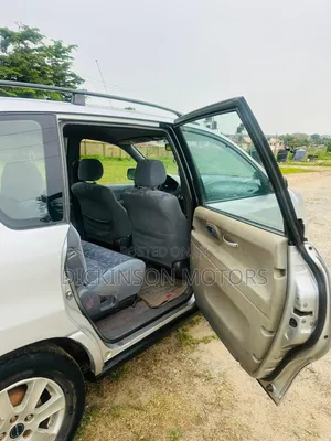 Toyota Picnic 2.0 FWD 2005 Silver