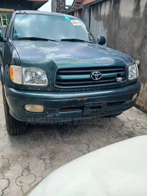 Toyota Tundra 2001 Green