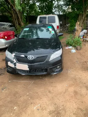 Toyota Camry SE 4dr Sedan (2.5L 4cyl 6A) 2011 Black