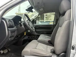 Toyota Tundra 2021 Silver