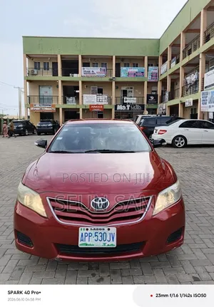 Toyota Camry 2010 Red