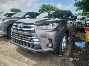 Toyota Highlander 2015 Gray