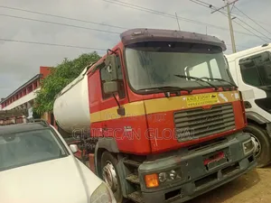Man 19.403 Lpg (Gas) Tanker Truck 8 Tyres (20k Litres) (Foreign )