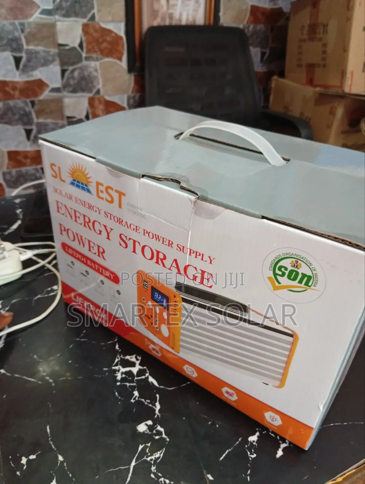 300w Solar Generator With 70w Panel