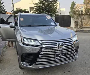 Lexus LX 600 2022 Gray