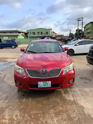 Toyota Camry LE 4dr Sedan (2.5L 4cyl 6A) 2011 Red