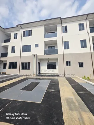 5bdrm Townhouse/Terrace in Jahi for sale