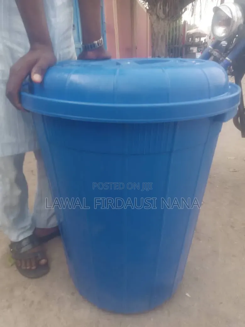 Household Plastic Storage Containers