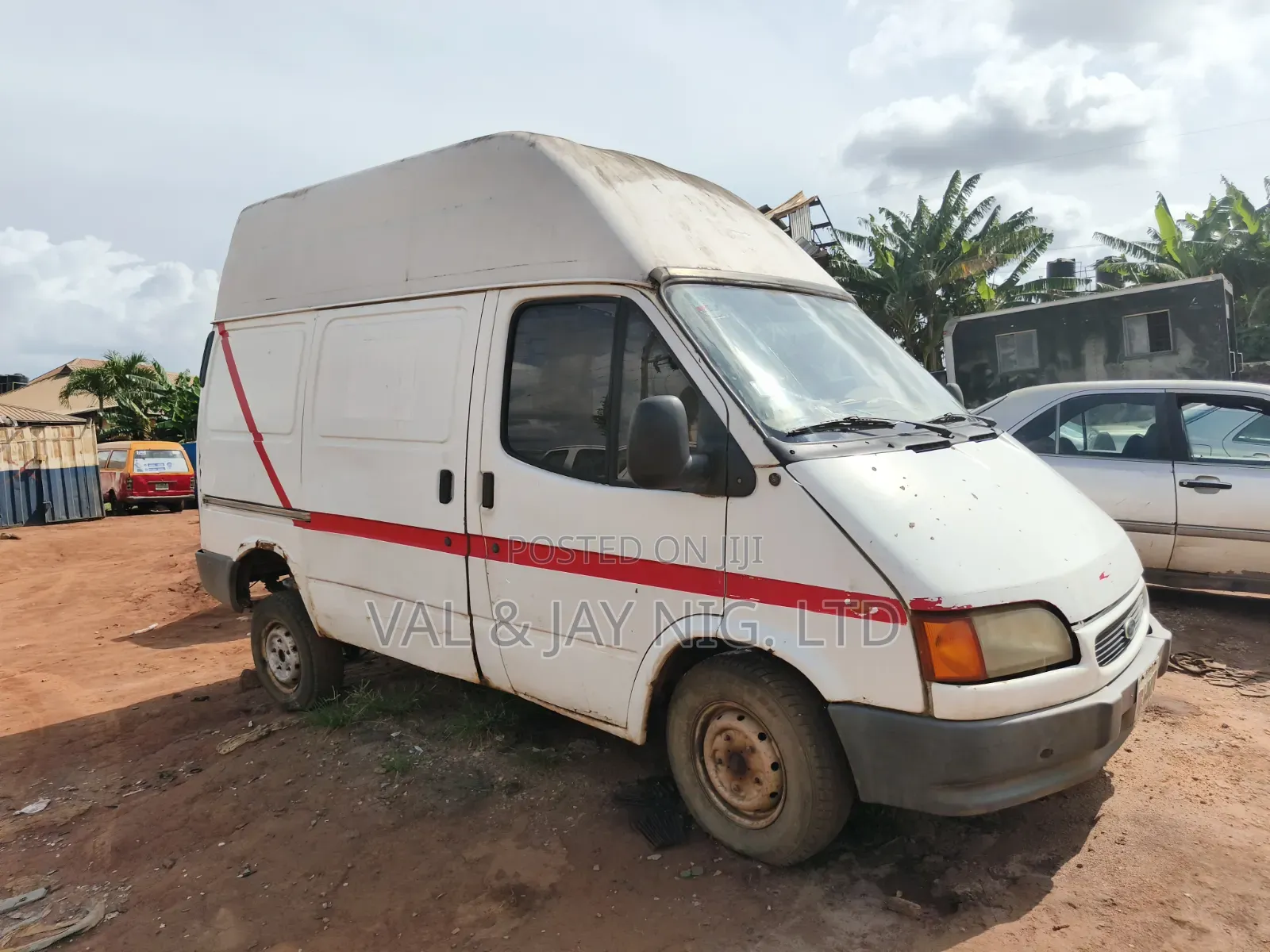 Ford Transit 2002 White
