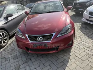 Lexus IS 2012 Red