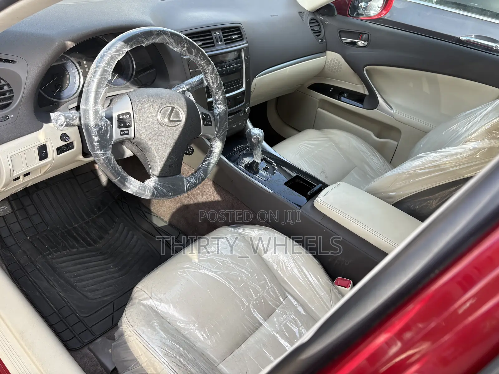 Lexus IS 2012 Red