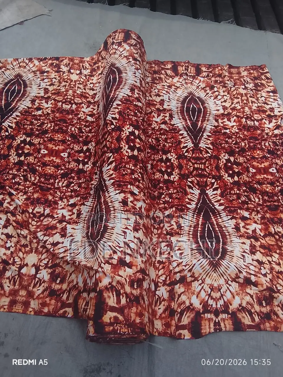 Vintage Prints 2500 Per Yard