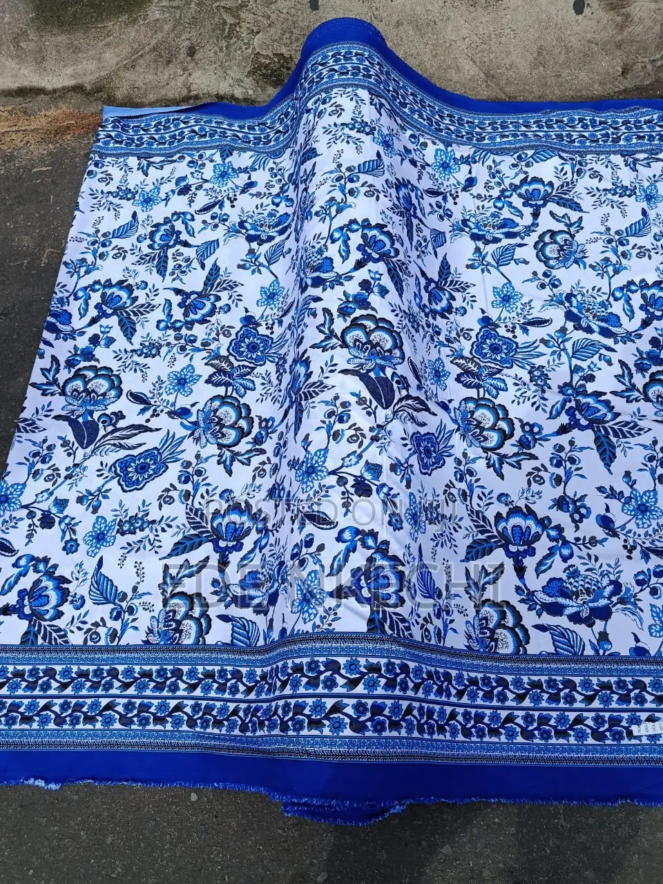 Vintage Prints 2500 Per Yard