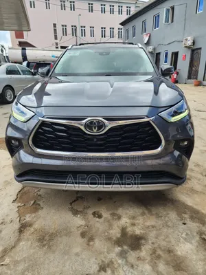 Toyota Highlander 2021 Gray