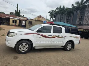 Toyota Hilux 2.0 VVT-i 2010 White