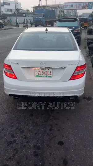 Mercedes-Benz C250 2009 White