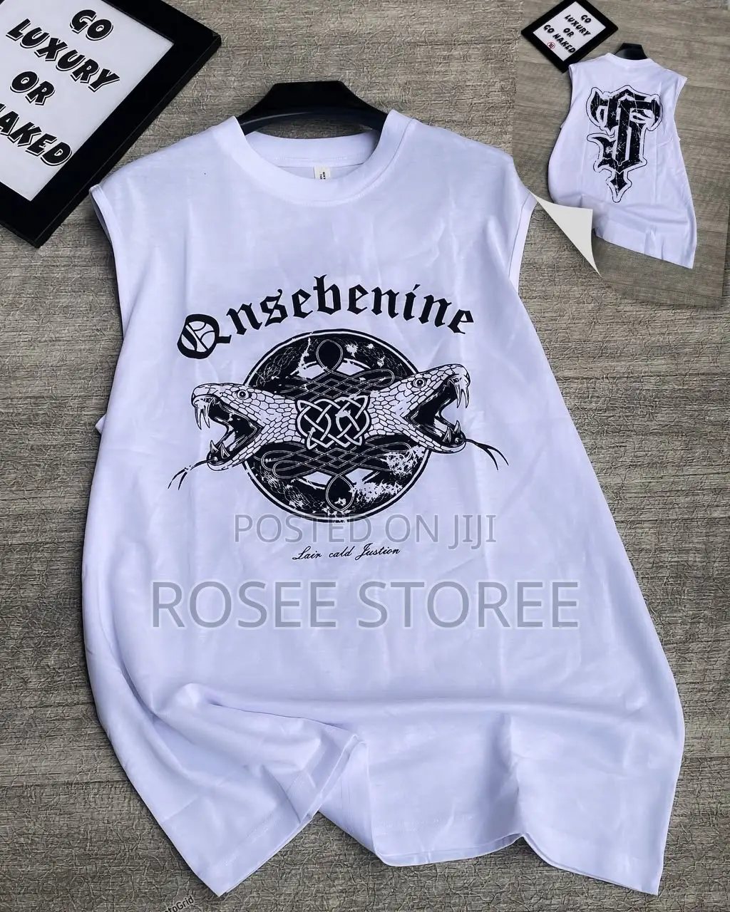 Graphic Armless Tess
