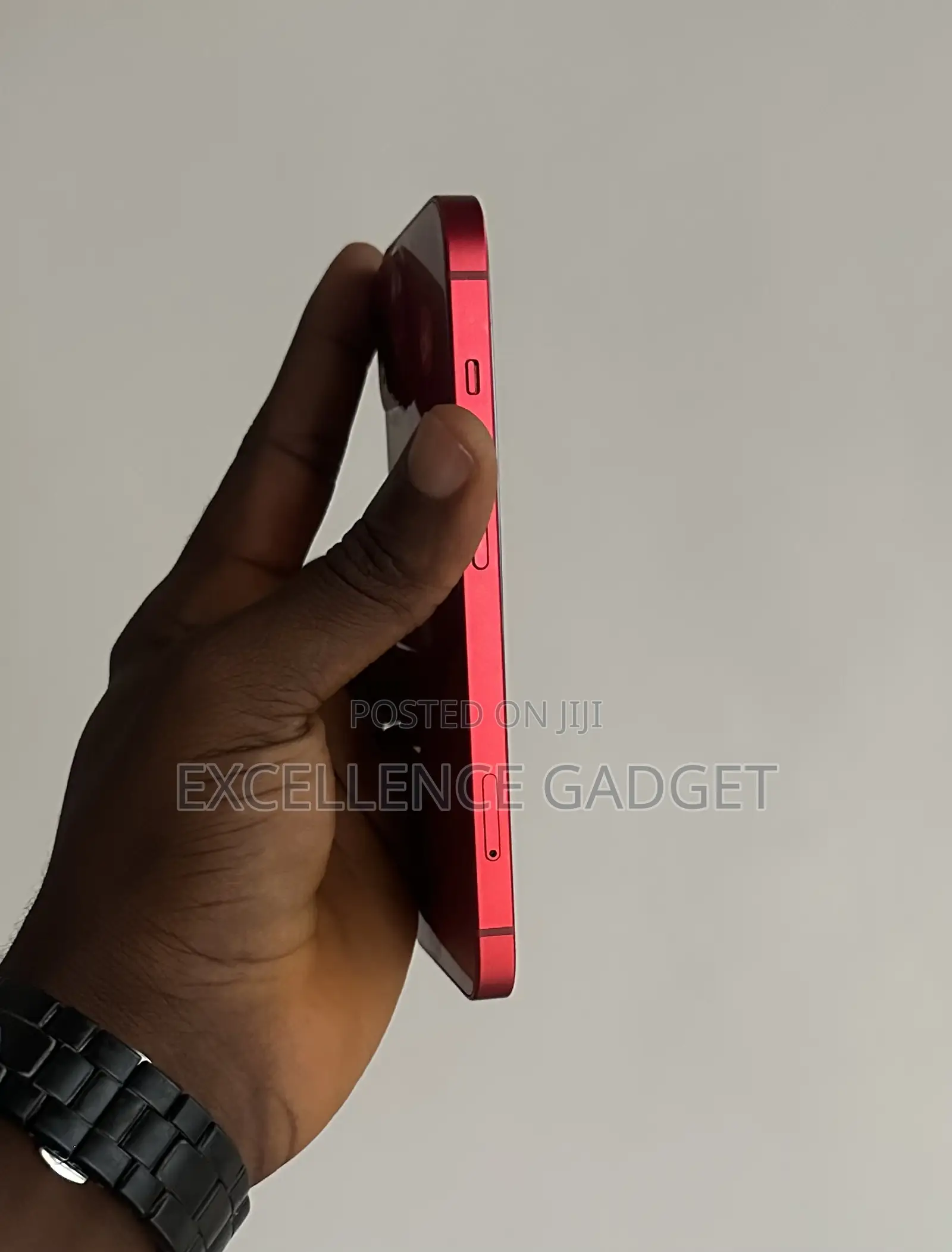 Apple iPhone 13 128 GB Red
