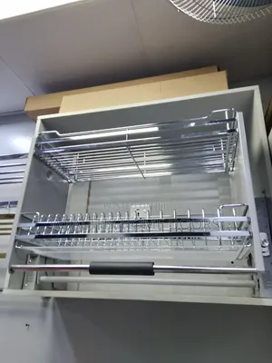 High Quality Luxury Pull Down Plate Rack