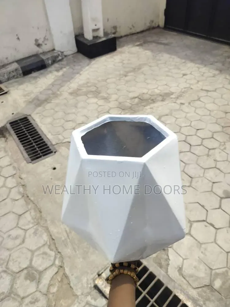 Perfect Luxury Hexagon Flower Pot