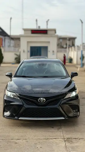 Toyota Camry SE 2022 Black